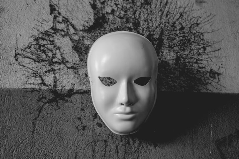 Superiority Complex: The Hidden Mask of Fragile Egos