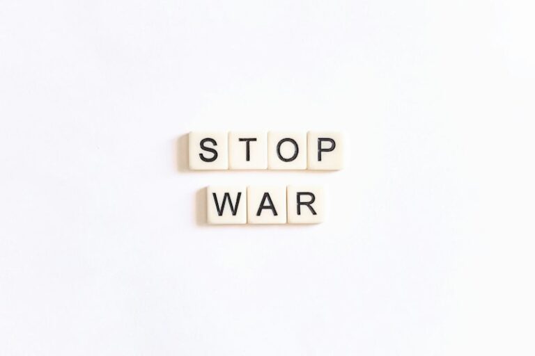 Temptation: Win the War Between Impulse and Will