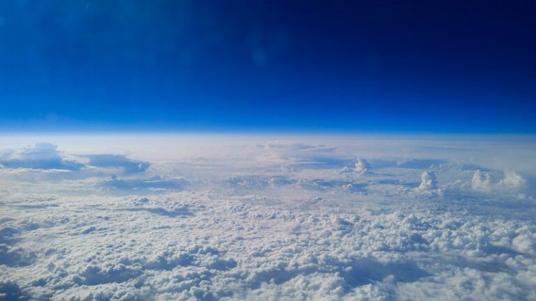 The Atmosphere Effect: How Your Context Shapes Your Mind