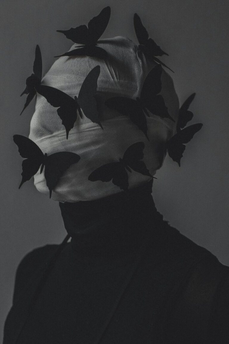 The Mignon Delusion: Grandiosity Masking Hidden Fragility