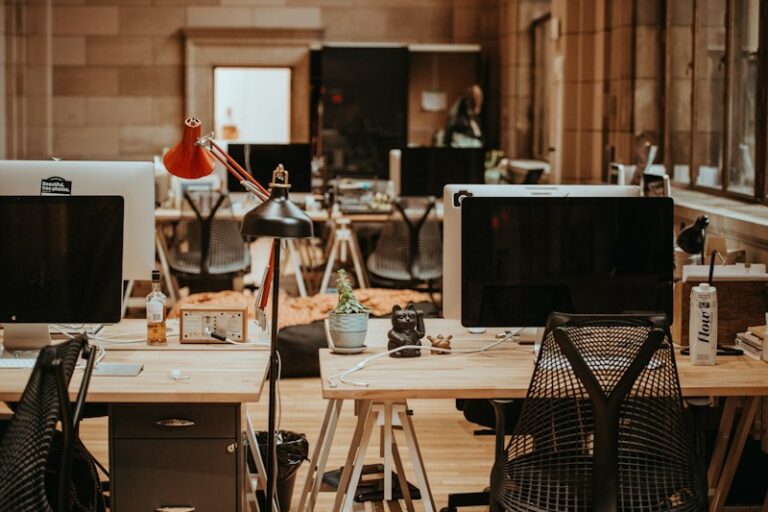 Workspace Psychology: How Your Office Shapes Your Mind