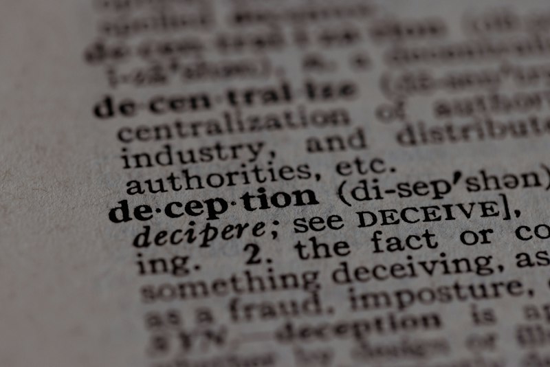 Decontextualization: Why Meaning Shifts Without Context