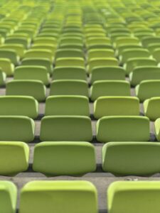 The Steinzor Effect: How Seating Shapes Your Social Power