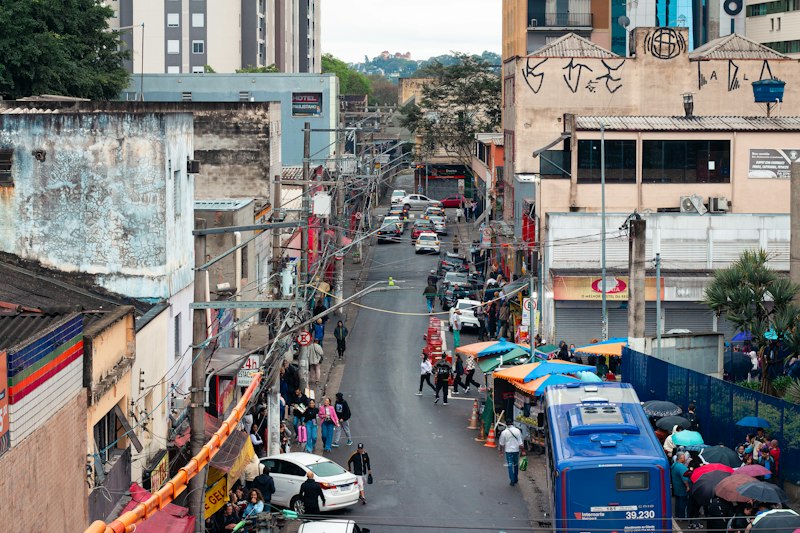Urban Overcrowding: How Dense Spaces Reshape Your Brain
